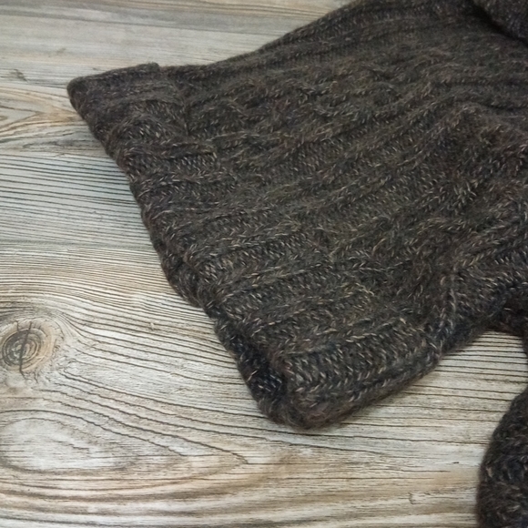 Braided Crochet Cable Knit Short Sleeve Sweater Top - Picture 4 of 12